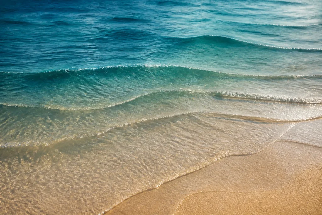 Layered ocean waves representing stages of Wernicke-Korsakoff syndrome.